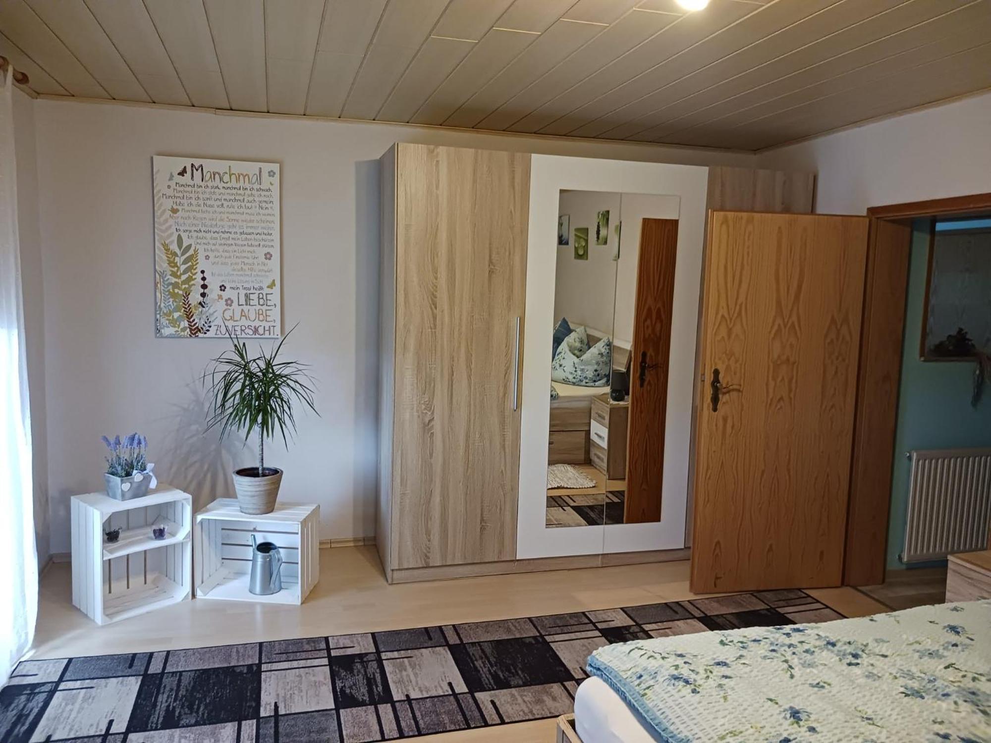 Ferienwohnung Luecking Im Westerwald Flammersfeld Exteriör bild
